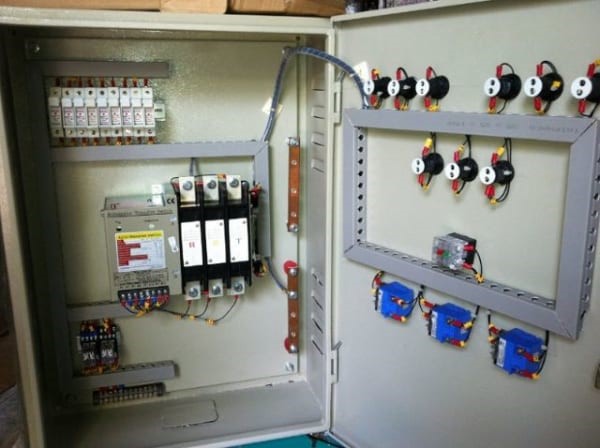 Sản xuất tủ điện ATS